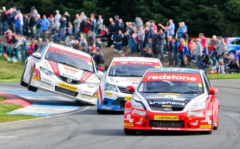 BTCC_races_Knockhill_August_26th_2012 (47).jpg